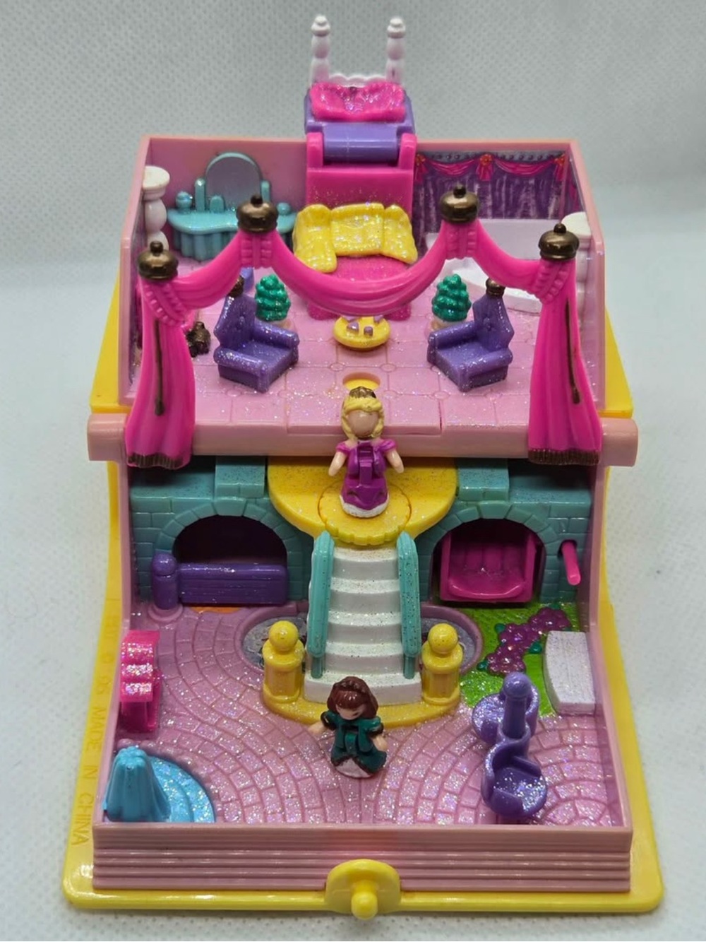 VTG 1995 Polly Pocket Princess Palace Enchanted Storybook Set with 2 Figurines